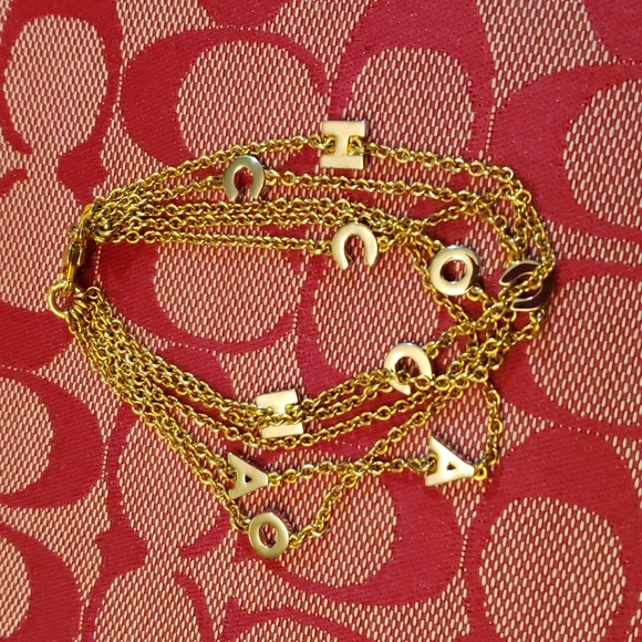 Bracelets - Picture 2 of 9